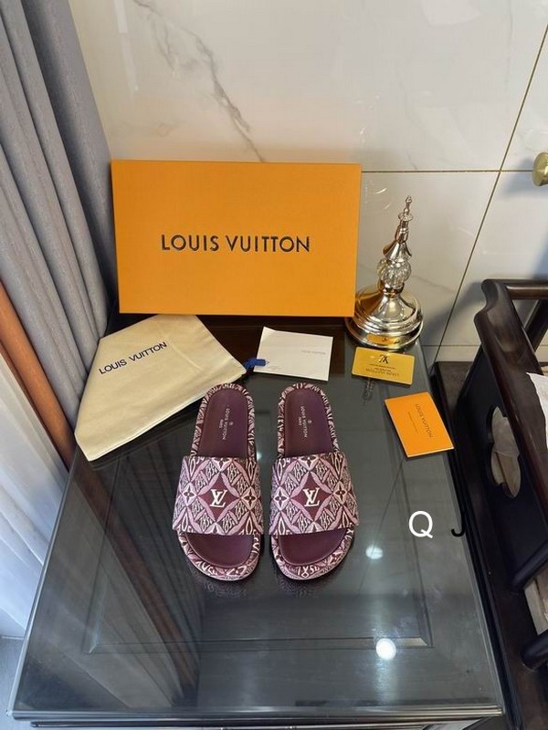 LV Women's Slippers 292